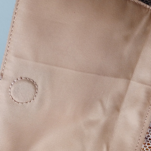 Wilson's Leather Shoulder Bag Style 30148-20 Animal Print - Picture 14 of 16